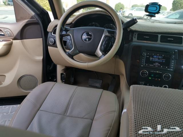 GMC DENALI 2011