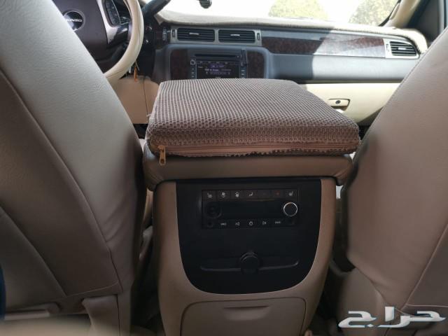 GMC DENALI 2011