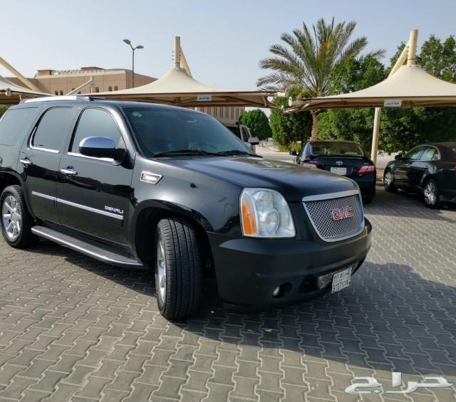 GMC DENALI 2011