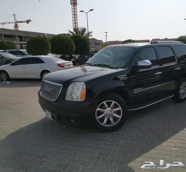 GMC DENALI 2011