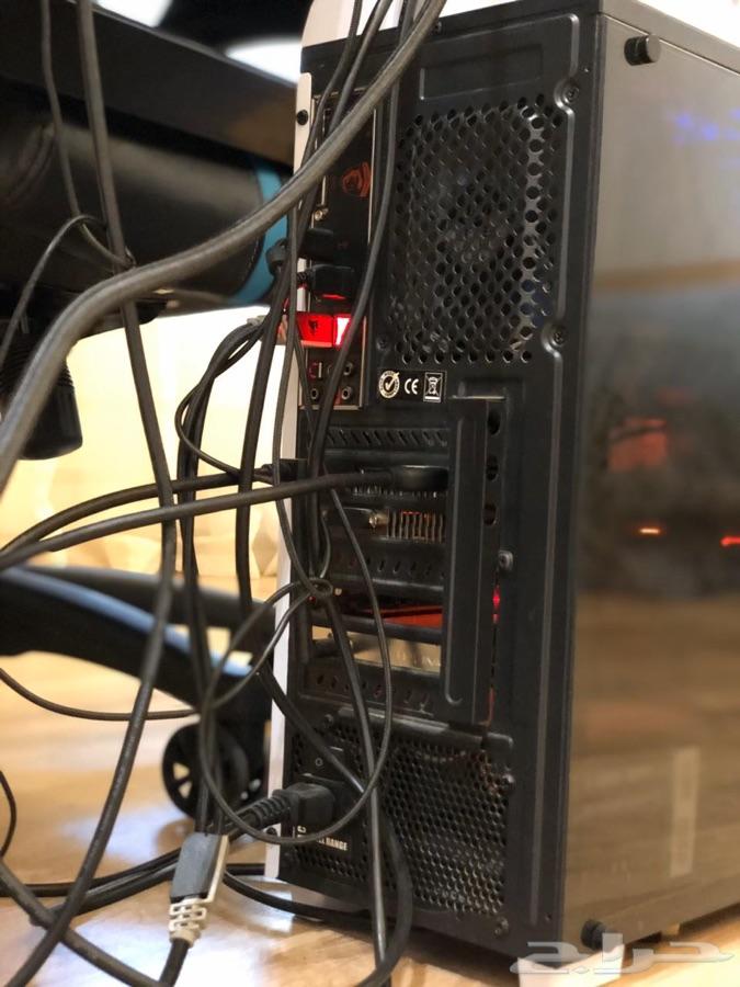 Pc قيمنق مع كل اغراضه حدي فيه 4500