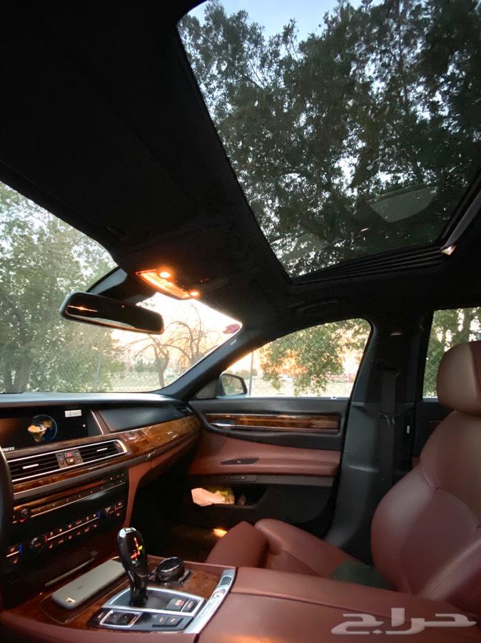 للبيع BMW 730 2015 مواصفات خاصه