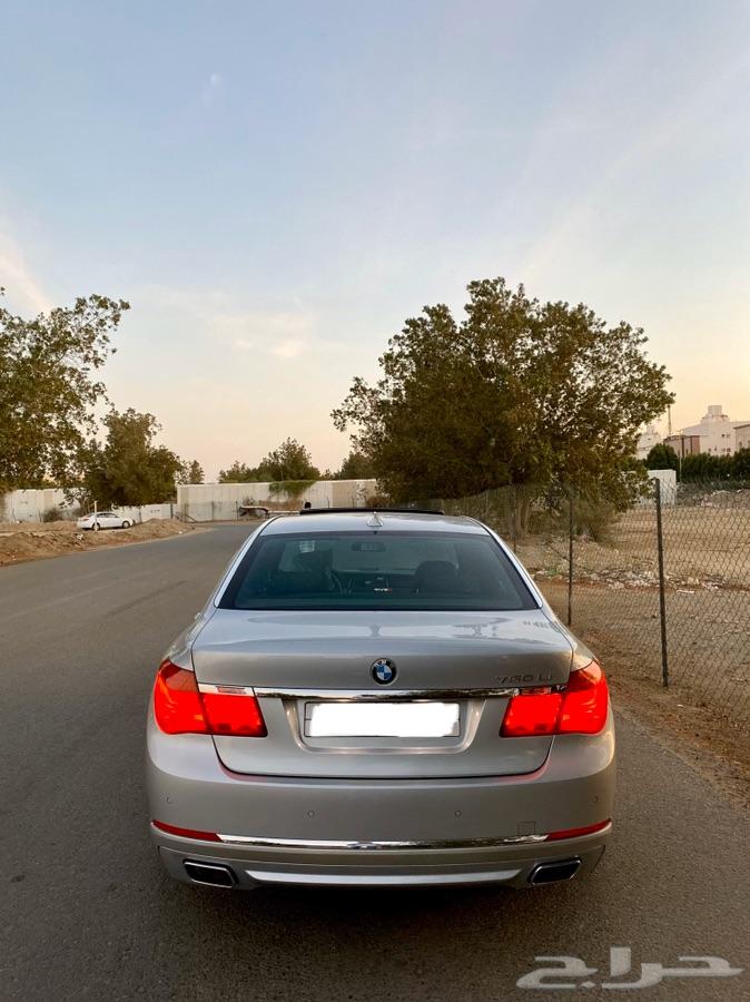 للبيع BMW 730 2015 مواصفات خاصه