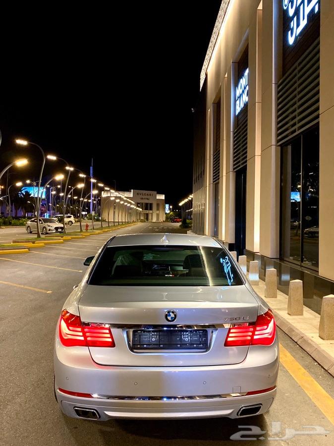 للبيع BMW 730 2015 مواصفات خاصه