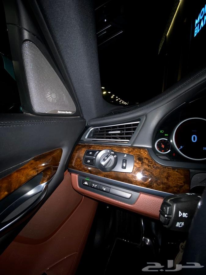 للبيع BMW 730 2015 مواصفات خاصه