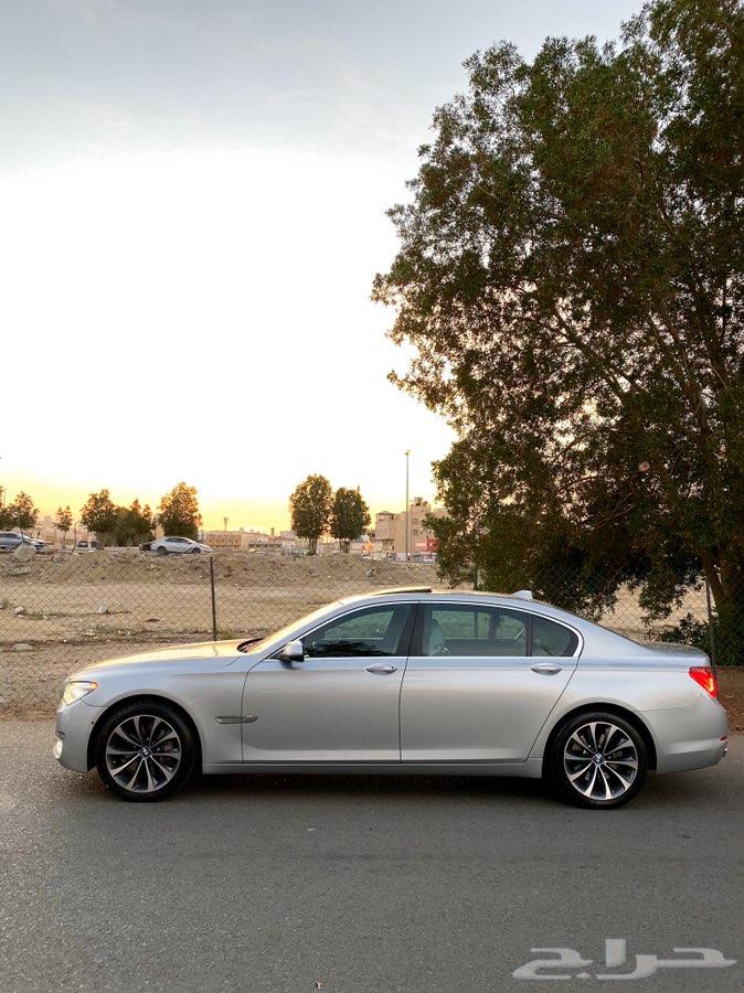 للبيع BMW 730 2015 مواصفات خاصه