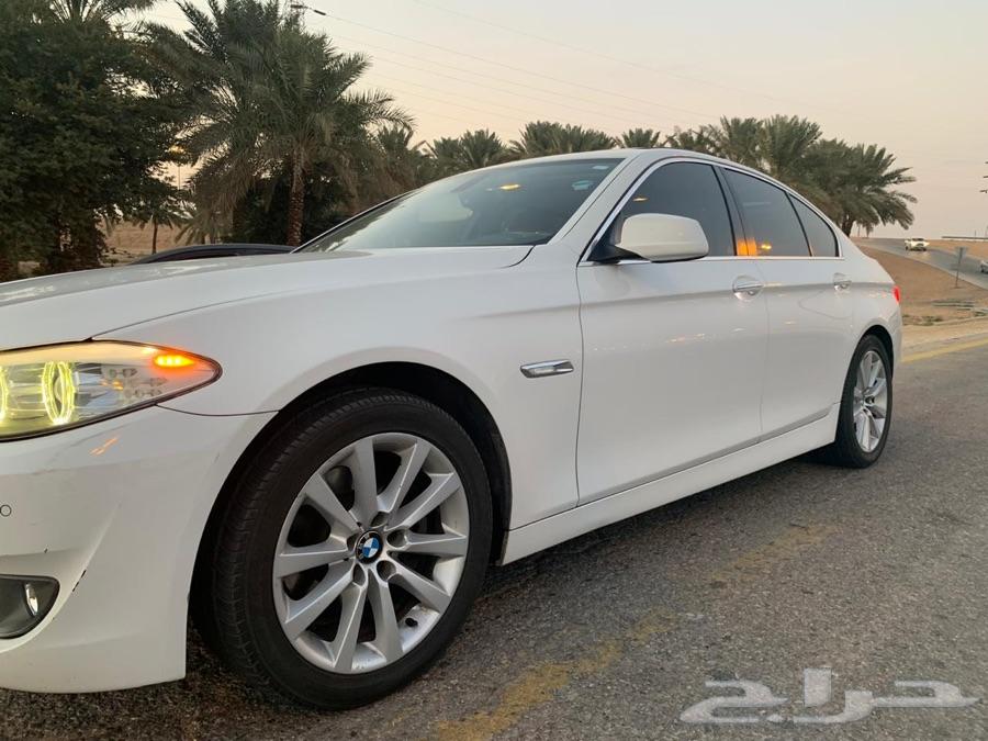 bmw 2013 520i للبيع