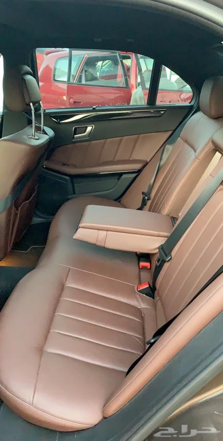 Mercedes E300AMGKIT نظيف على الشرط
