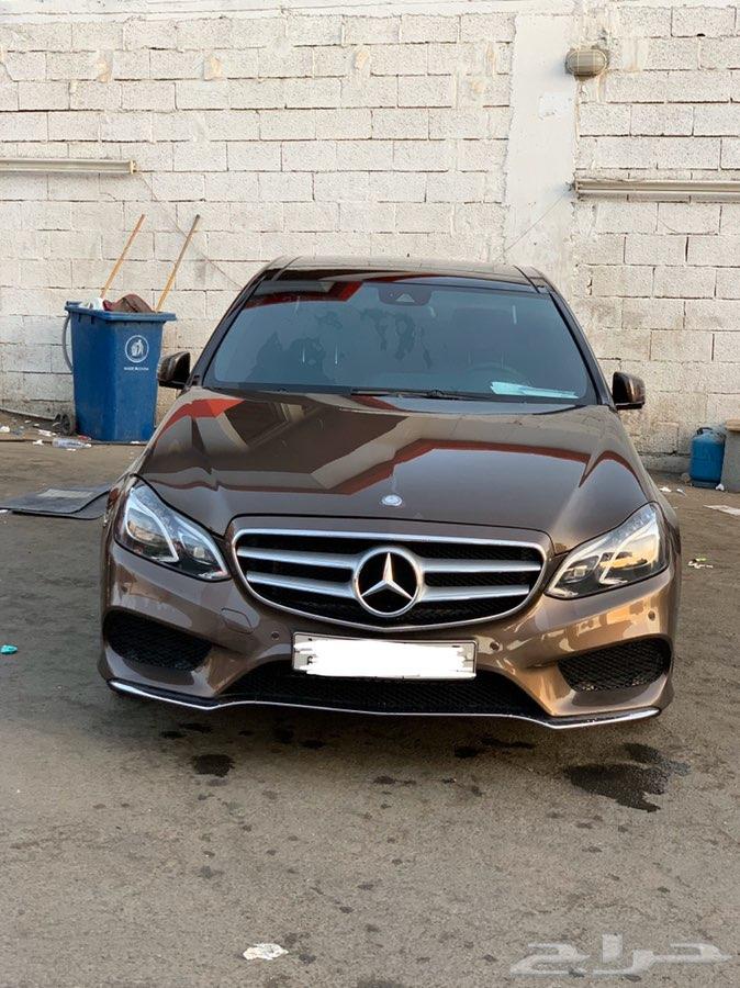 Mercedes E300AMGKIT نظيف على الشرط