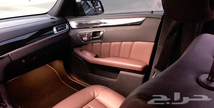 Mercedes E300AMGKIT نظيف على الشرط