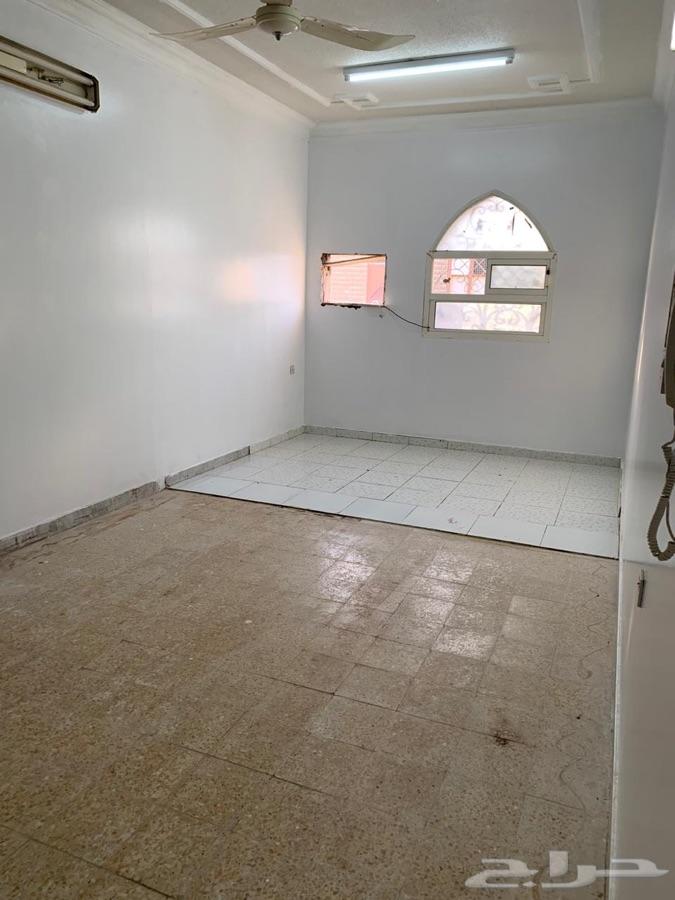 شفة عوائل للإيجار في حي الشفا