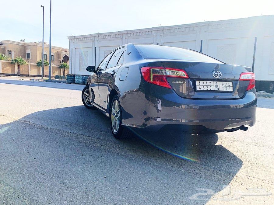 Camry Glx 2014