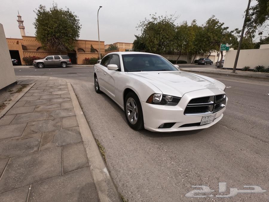 Dodge Charger SXT V6 2014