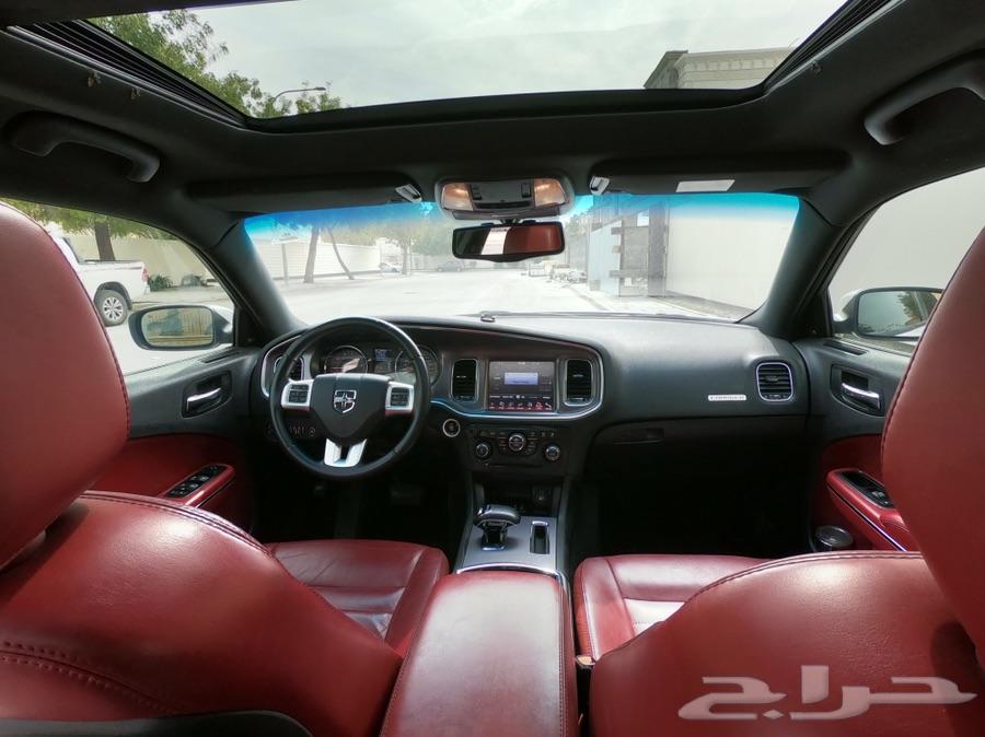 Dodge Charger SXT V6 2014