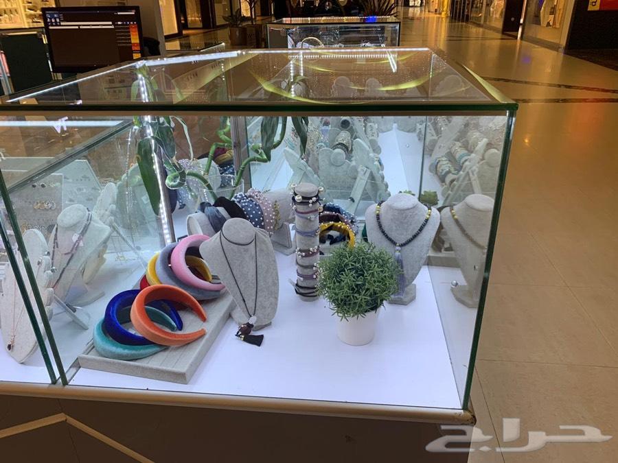 فرصة استثمارية .. للتقبيل بالظهران مول