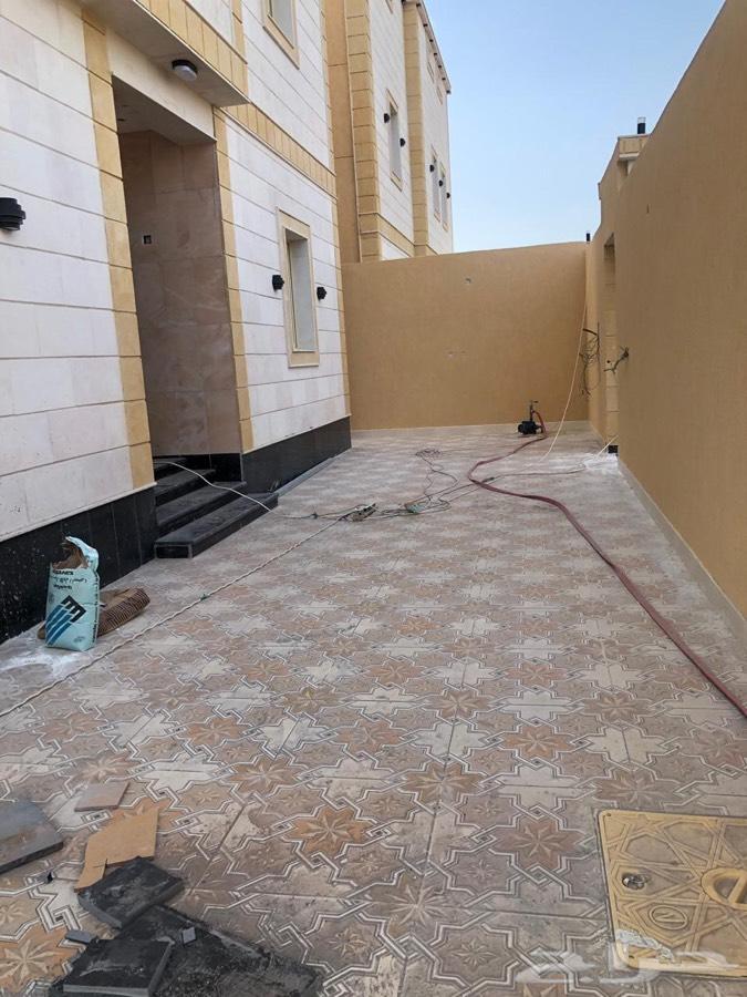 فلل للبيع بحي الحمدانيه