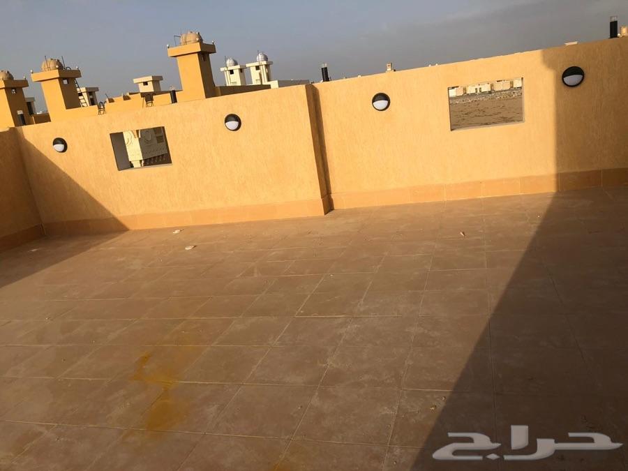 فلل للبيع بحي الحمدانيه