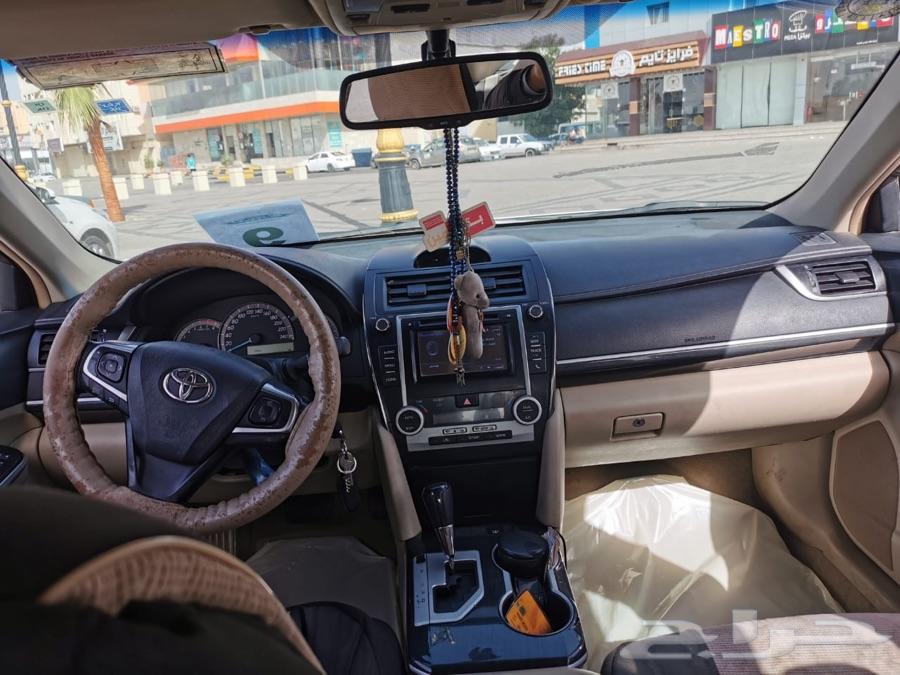 سياره كامري للبيع