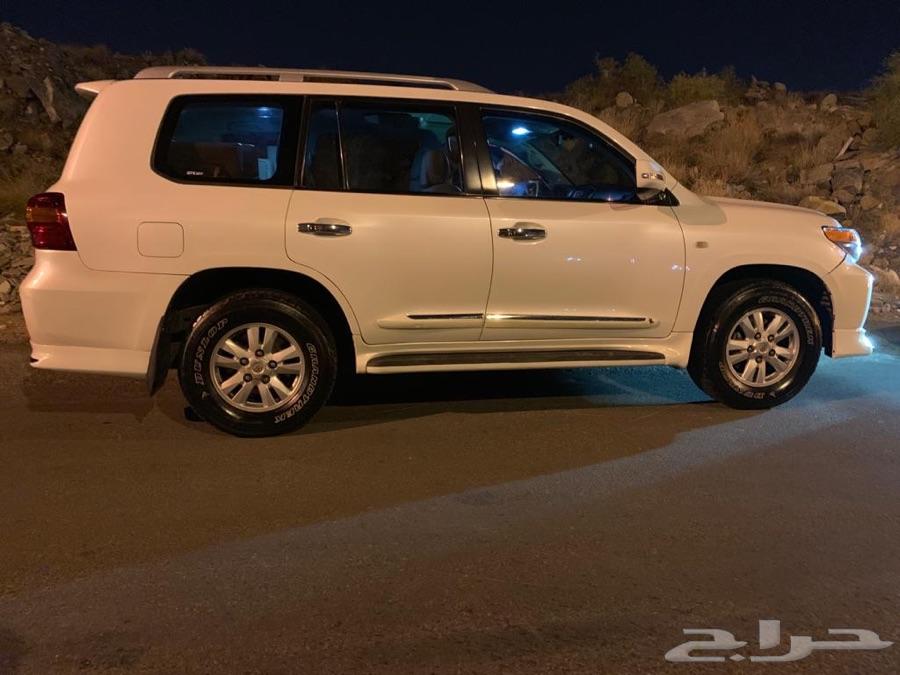 للبيع جيب لاندكلوزر -VXR غايه للمستخدم .