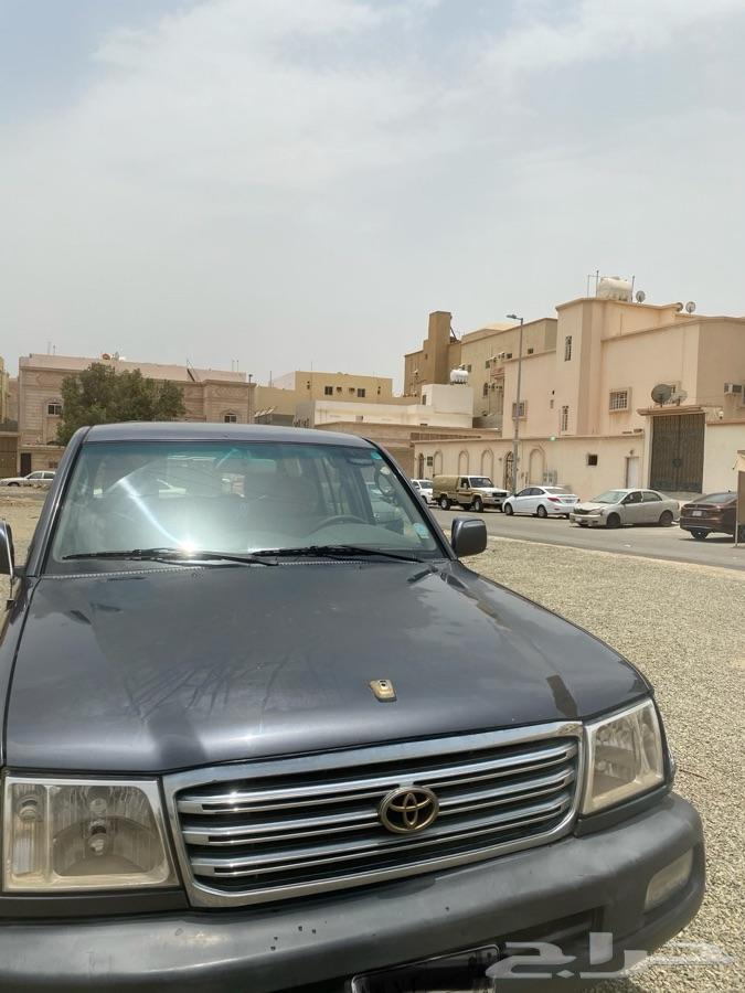 لاندكروزر GXR 2004
