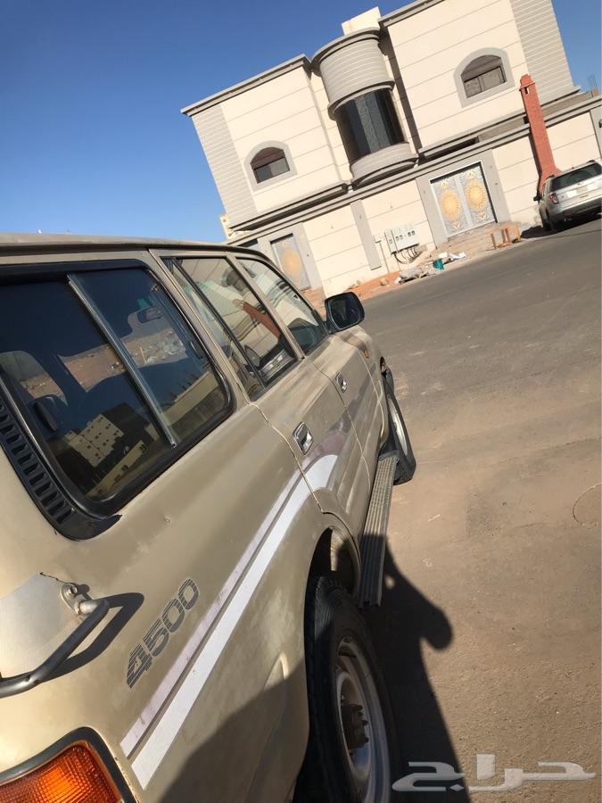 صالون G 94 اللون بيج